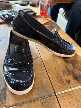 Cole Haan Pinch Weekender Patent Leather Penny Loafers Navy Blue Size 8.5
